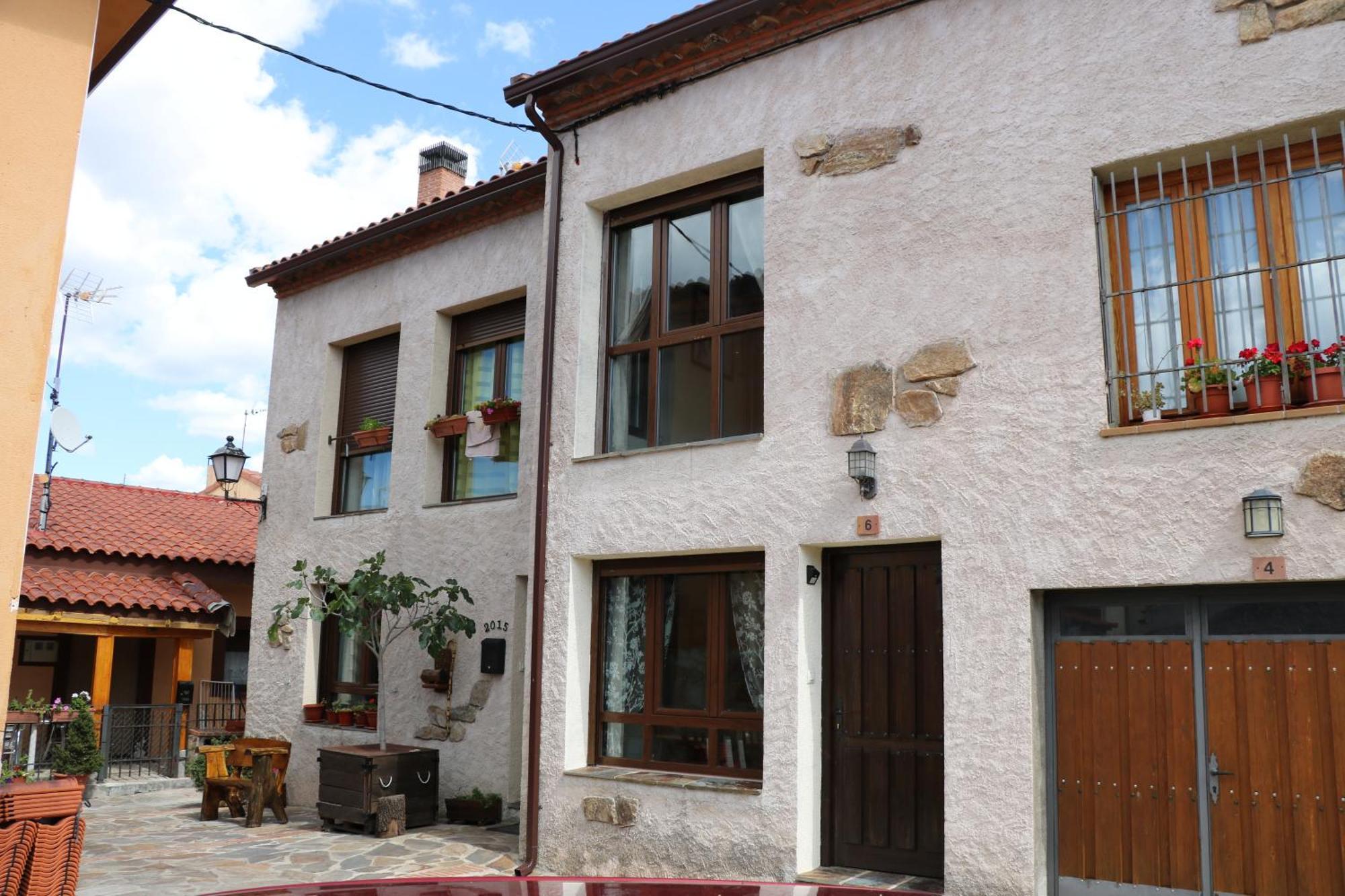 הוילה Villavieja del Lozoya Tu Casa Ecuestre מראה חיצוני תמונה